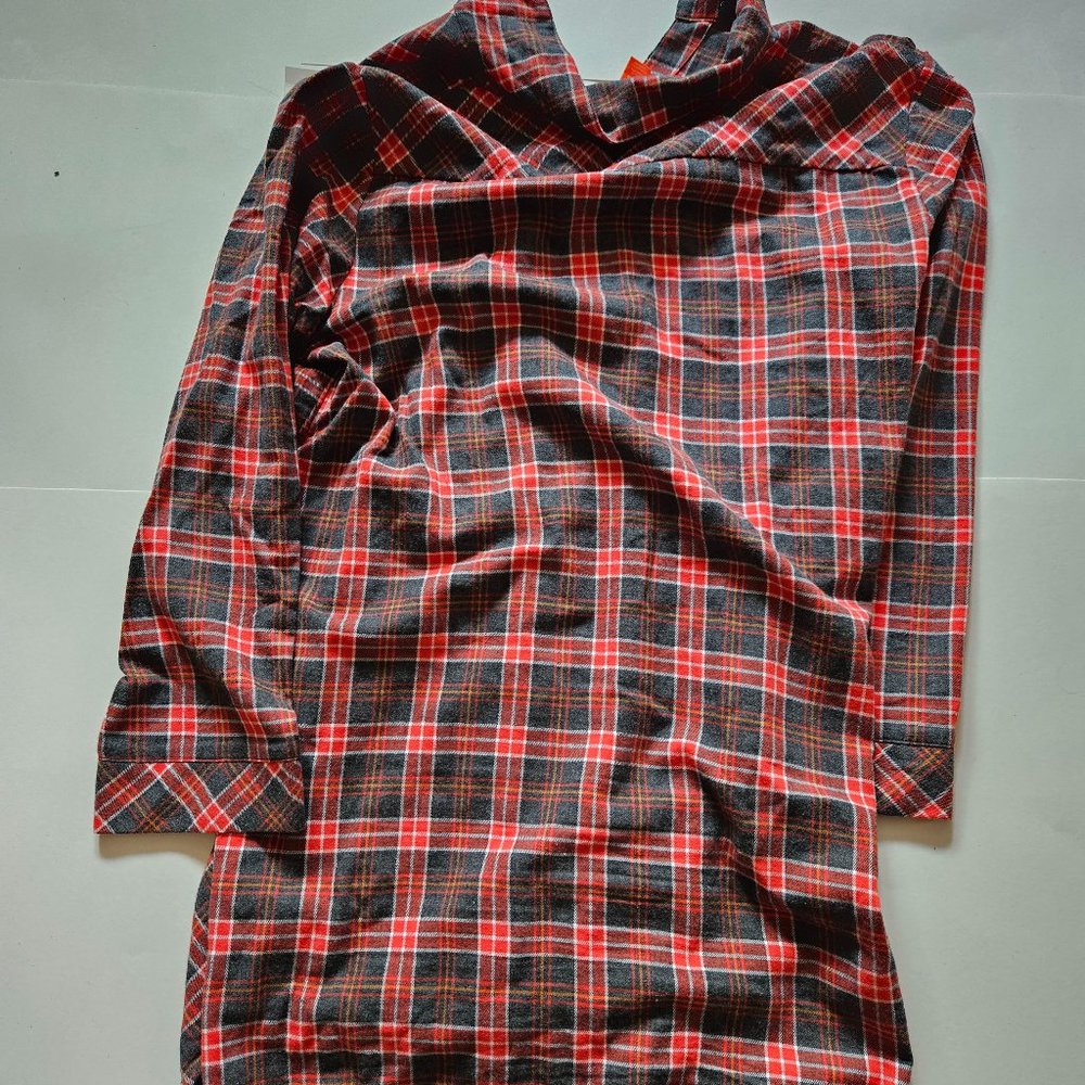 Shirt - Picture 2 of 2